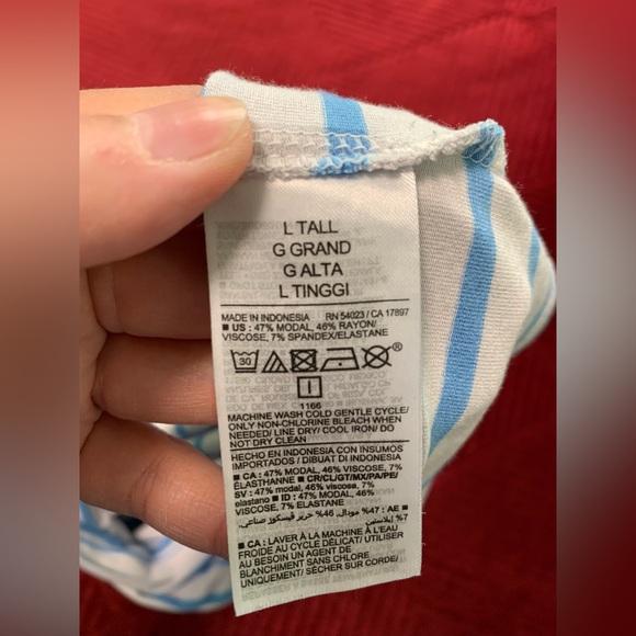 Sunday sleep pyjama/casual top from Old Navy - Picture 8 of 9